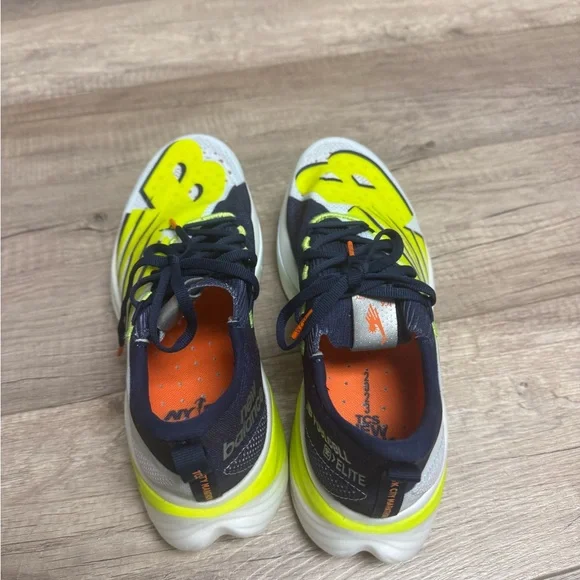 New Balance 2023 NYC Marathon FuelCell SuperComp Elite v3 - Picture 2 of 4